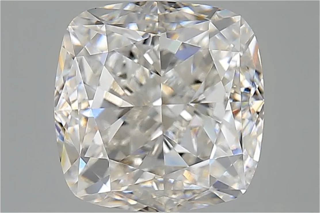 LGD Square Cushion Modified Brilliant 4,11 ct
