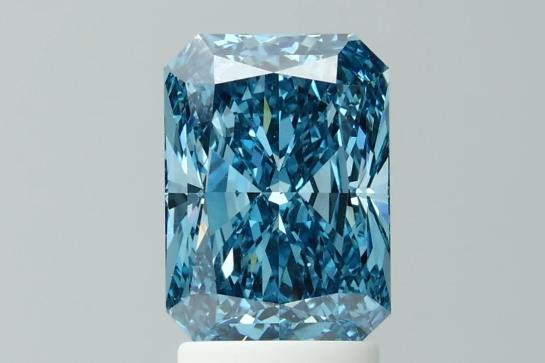 LGD Cut Cornered Rectangular Modified Brilliant 2,62 ct