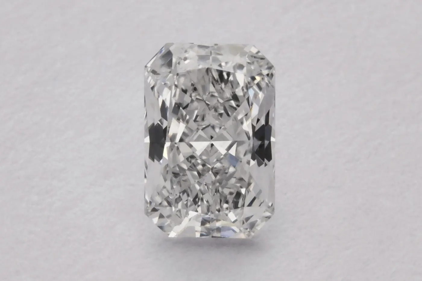 LGD Cut Cornered Rectangular Modified Brilliant 0,51 ct