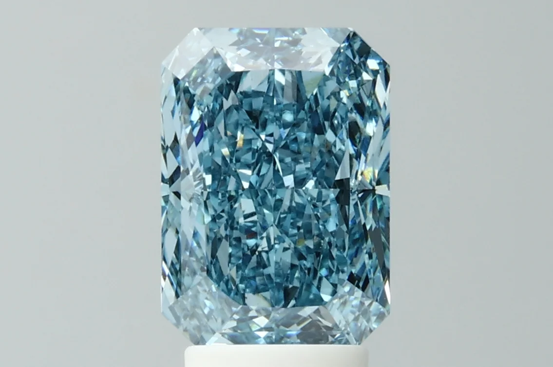 LGD Cut Cornered Rectangular Modified Brilliant 3,55 ct