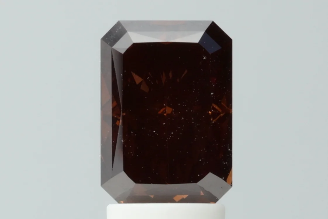 LGD Cut Cornered Rectangular Modified Brilliant 2,51 ct